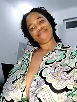 Snapshot of ClitorisBoobs chatting on 07/14/26, 06:25 ClitorisBoobs online show from 07/14/26, 06:25