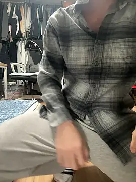 Alexkimsumin online show from 04/16/26, 01:45