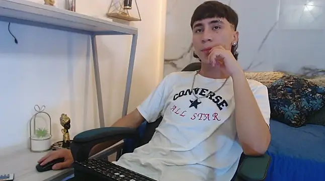 XanderGrey8 online show from 03/16/26, 07:05