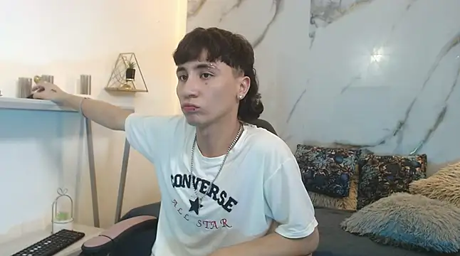 XanderGrey8 online show from 03/26/26, 07:23