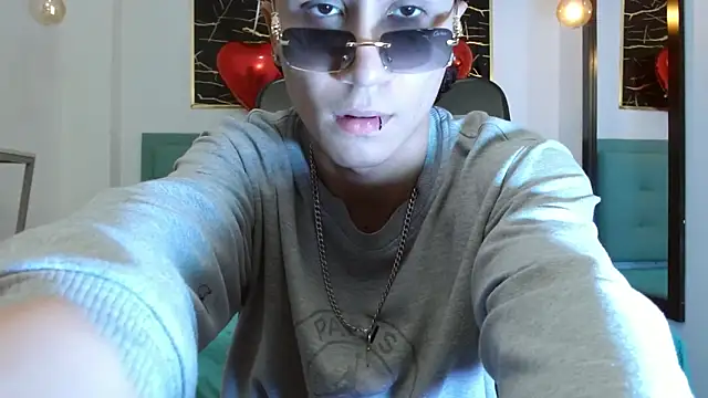 XanderGrey8 online show from 02/19/26, 07:22