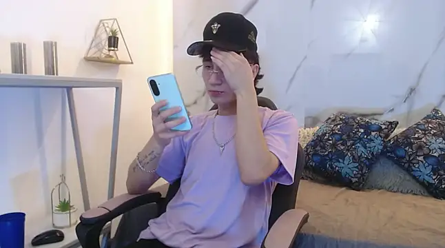 XanderGrey8 online show from 04/12/26, 08:01