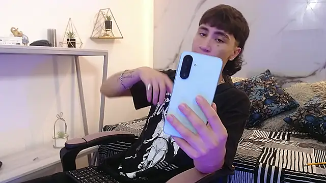 XanderGrey8 online show from 03/24/26, 07:25