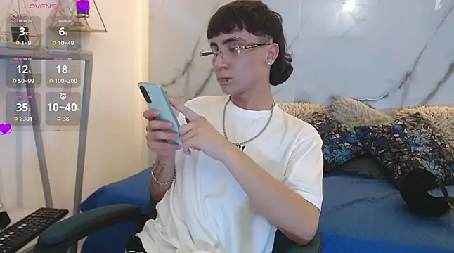 XanderGrey8 online show from 03/21/26, 08:13