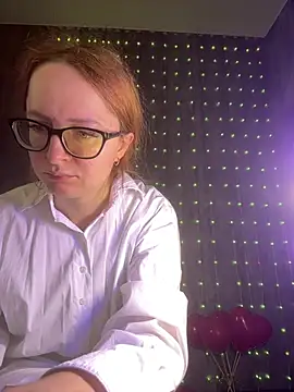 coy girl  online show from 02/16/26, 11:09