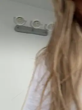 Missolevelvet online show from 03/21/26, 05:41