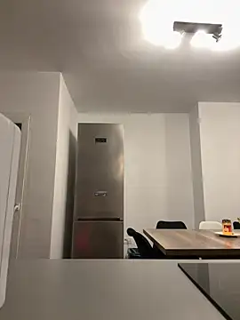 Missolevelvet online show from 04/13/26, 06:23