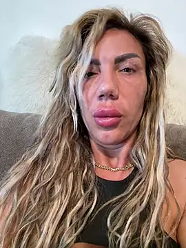 Missolevelvet online show from 04/07/26, 07:43