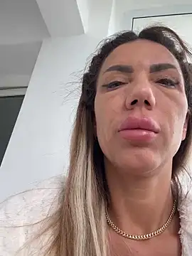 Missolevelvet online show from 03/27/26, 11:00