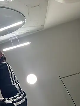 Snapshot of Missolevelvet chatting on 02/15/26, 06:47 Missolevelvet online show from 02/15/26, 06:47