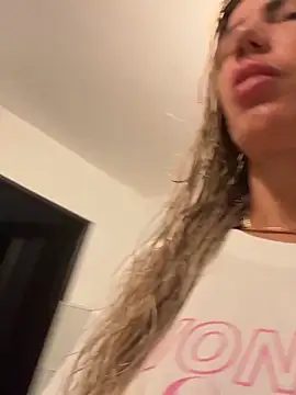 Missolevelvet online show from 04/08/26, 07:37