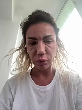 Missolevelvet online show from 03/31/26, 09:33