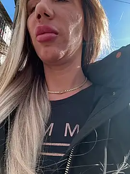 Missolevelvet online show from 04/03/26, 02:01