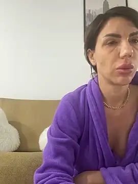 Snapshot of Missolevelvet chatting on 01/16/26, 07:18 Missolevelvet online show from 01/16/26, 07:18