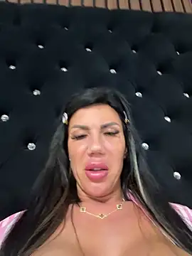 Missolevelvet online show from 05/23/26, 12:31