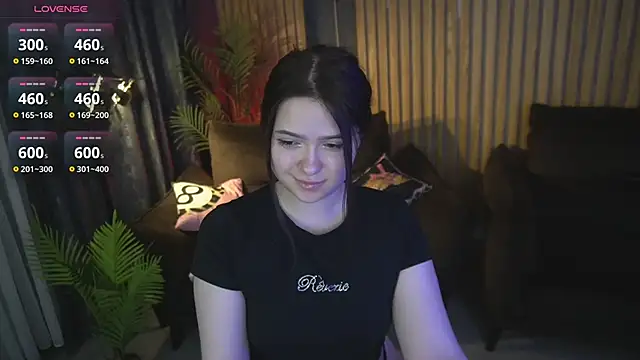 Snapshot of MargaritaGrey chatting on 06/15/26, 07:13 MargaritaGrey online show from 06/15/26, 07:13