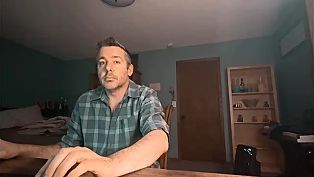 chrisw8140 online show from 04/18/26, 02:58