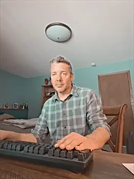 chrisw8140 online show from 05/25/26, 10:41