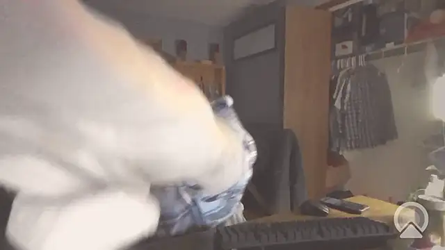 chrisw8140 online show from 04/07/26, 04:14