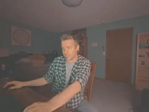 chrisw8140 online show from 06/01/26, 05:07