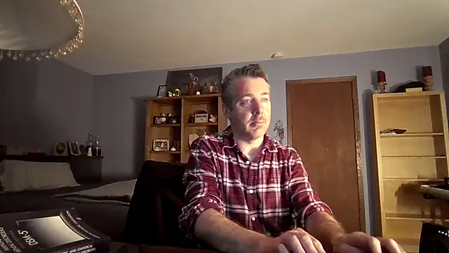 chrisw8140 online show from 03/15/26, 03:02