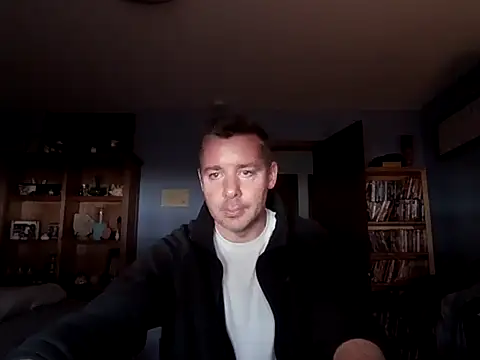 chrisw8140 online show from 02/08/26, 08:50