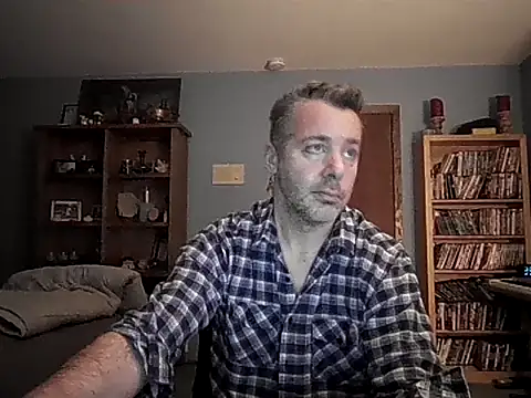 chrisw8140 online show from 02/13/26, 09:53