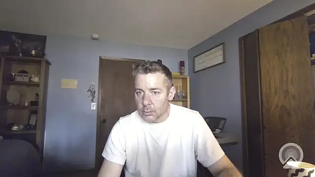 chrisw8140 online show from 03/31/26, 04:31