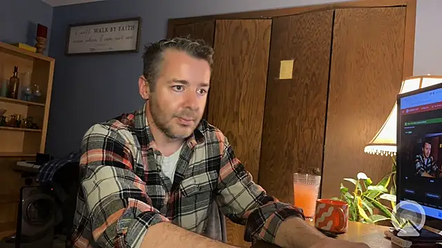 chrisw8140 online show from 04/13/26, 02:15