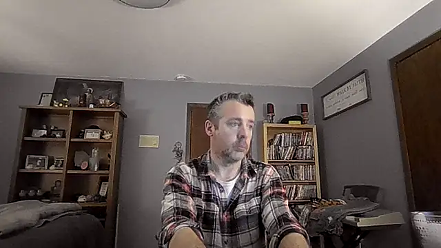 chrisw8140 online show from 03/04/26, 12:51