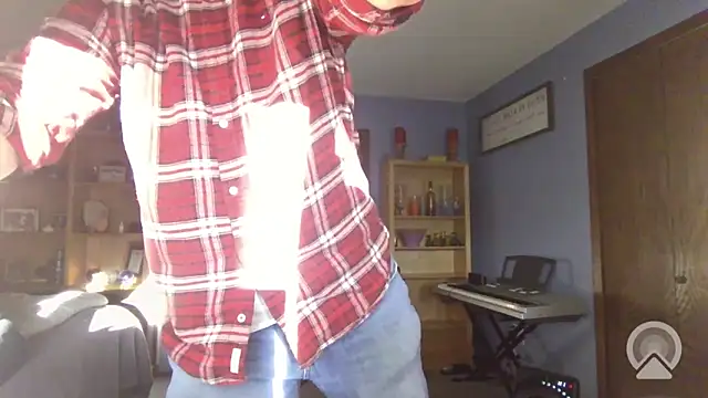 chrisw8140 online show from 04/06/26, 12:06