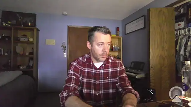 chrisw8140 online show from 04/06/26, 02:07