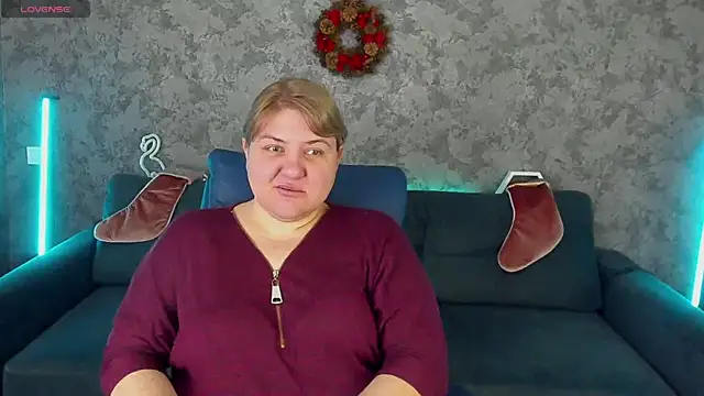 EmmaKanee online show from 01/12/26, 08:21