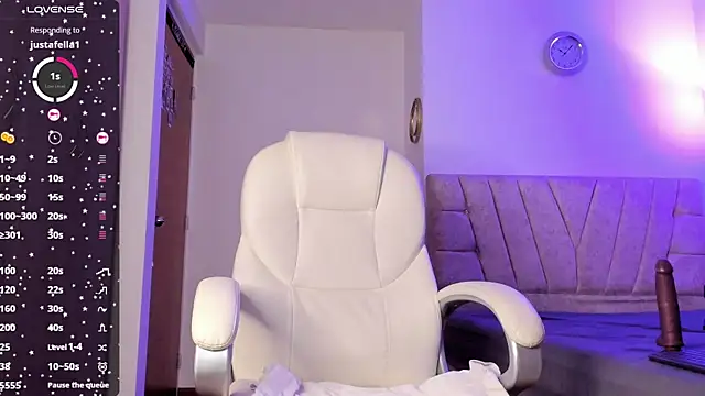 Maddisson miller  online show from 01/14/26, 02:53