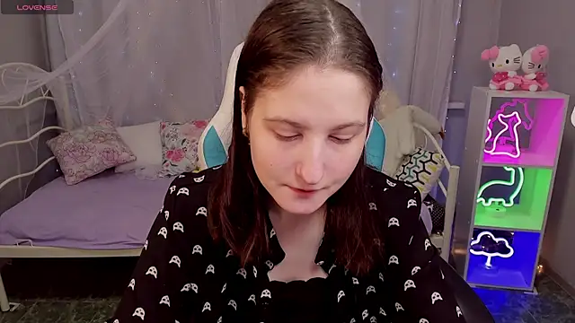 KiraDuvall online show from 01/13/26, 04:55