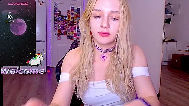 sailormoon666  online show from 03/06/26, 01:33