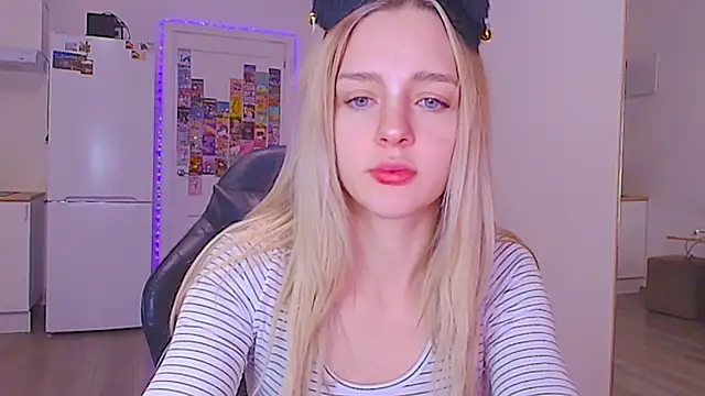 Snapshot of sailormoon666_ chatting on 02/04/26, 11:00 sailormoon666 online show from 02/04/26, 11:00