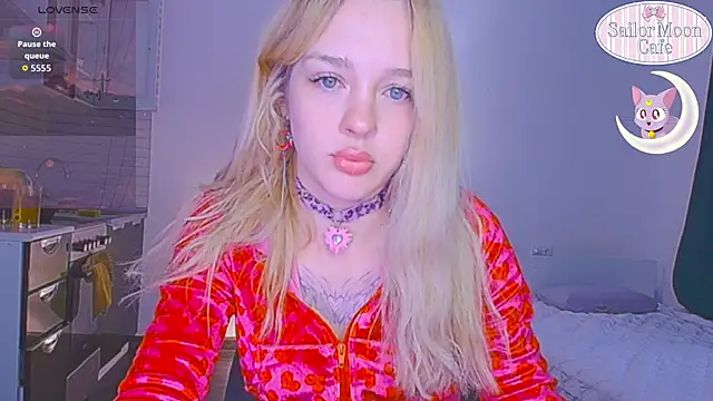 sailormoon666  online show from 04/15/26, 04:07