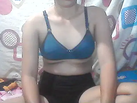 Snapshot of TenderLover_Palangga chatting on 02/13/26, 09:42 TenderLover Palangga online show from 02/13/26, 09:42