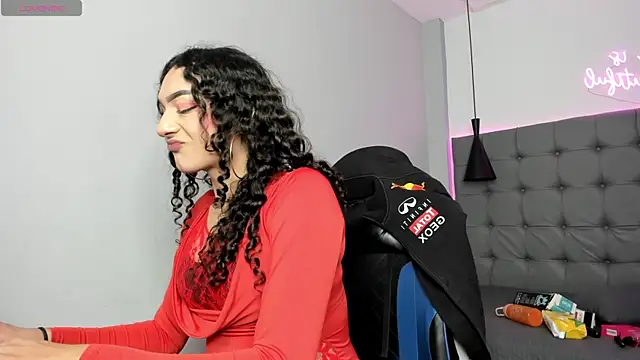 scarletcherry18 online show from 06/02/26, 04:56
