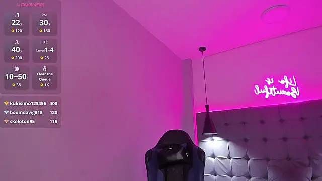 scarletcherry18 online show from 03/26/26, 01:09