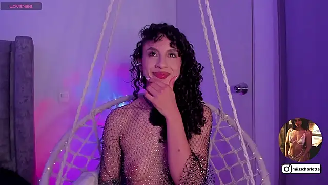 Snapshot of miss__charlotte7 chatting on 02/01/26, 04:44 miss charlotte7 online show from 02/01/26, 04:44