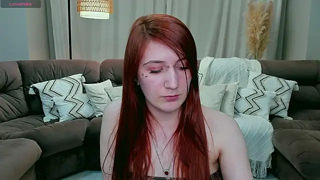 Polly Sweet online show from 02/07/26, 06:49