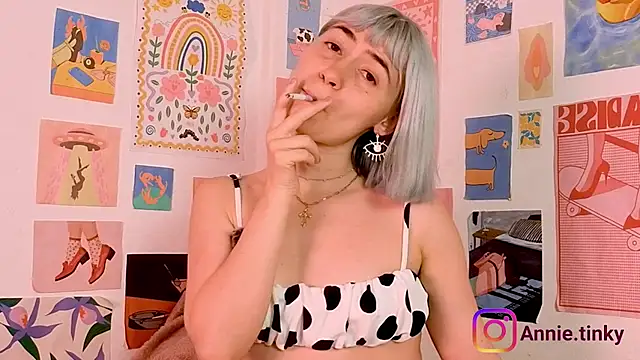 annieTinky0 online show from 02/17/26, 12:19