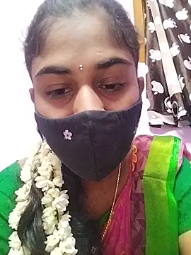 Tamil Hot RoyalQueen online show from 04/10/26, 03:52