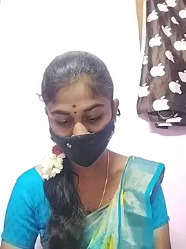 Tamil Hot RoyalQueen online show from 04/08/26, 04:52