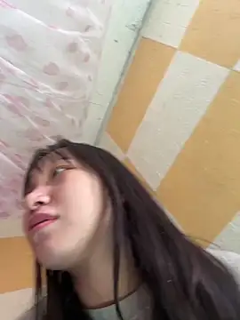 Charlotte-ee online show from 01/17/26, 05:22