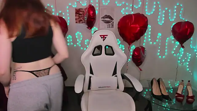 Katrys online show from 02/25/26, 01:06