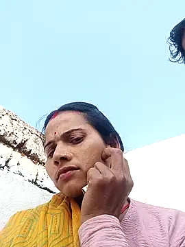 Hott khusbu online show from 01/14/26, 10:52