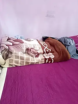 Snapshot of Phoebe-e chatting on 03/30/26, 10:44 Phoebe-e online show from 03/30/26, 10:44